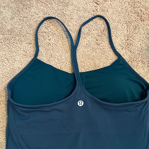 Lululemon power y tank - Picture 3 of 5